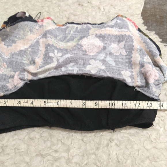 NWT ~ ELLEJAY / REVOLVE Nina Top - Picture 7 of 7